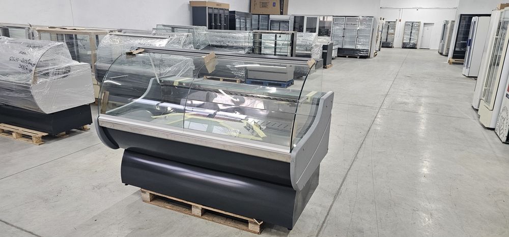 Хладилна витрина 180х110