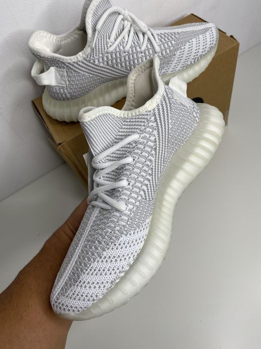 Adidasi YEEZY BOOST 350
