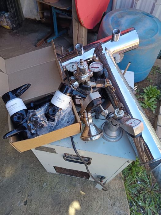 Продам пивной аппарат.