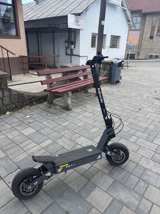 Trotineta electrică Kukirin g4 2025