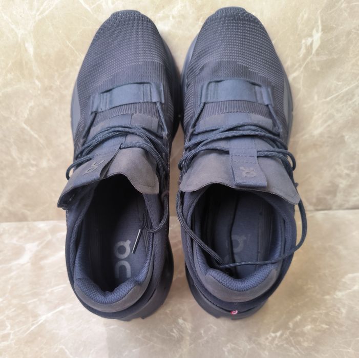 Сникърси On Cloud номер 43