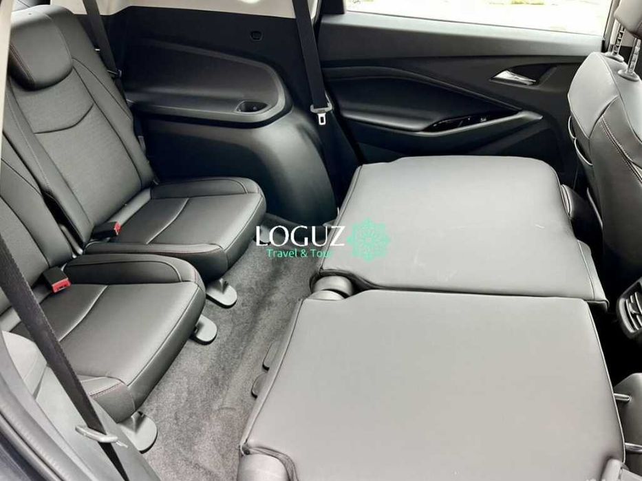 Кроссовер с большим багажом для поездок по городу, межгороду и загород