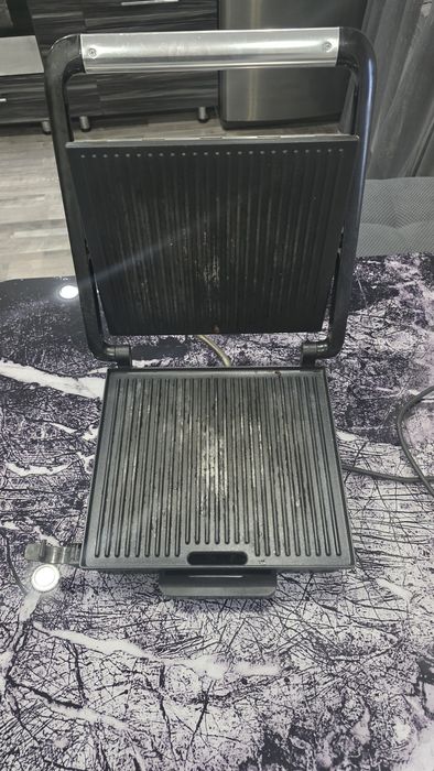 Продам электрогриль Tefal