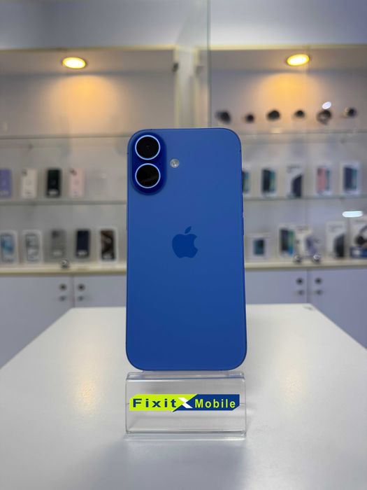 iPhone 16, Varianta E-SIM, 128GB,culoare Ultramarine, Stare impecabila