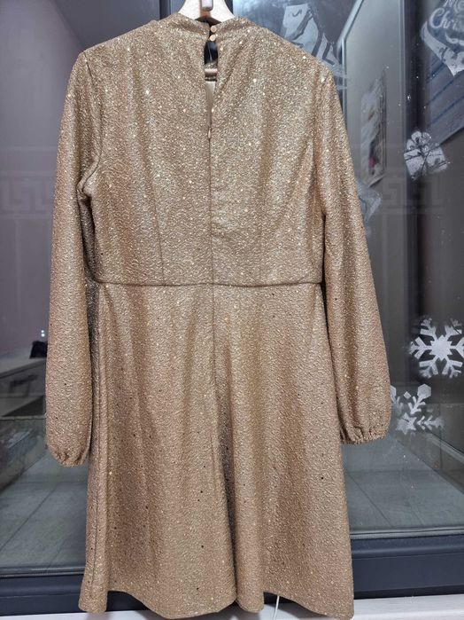 Рокля с пайети Jake's от Peek&Cloppenburg нова размер 40 М