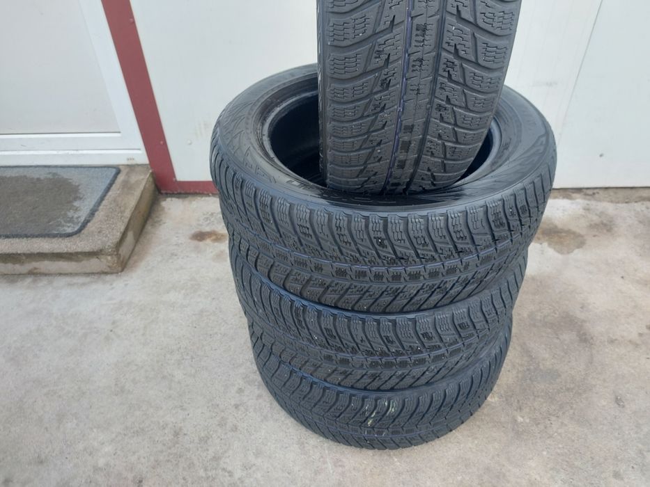 150 lei bucata! Set anvelope M+S/IARNA 255 55 r20 Nokian
