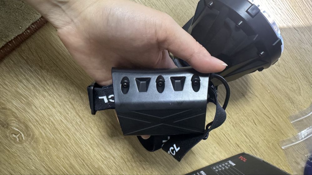 Лобный фонарик новый