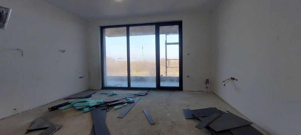 Продава се Къща в Бургас, Лазур - 390 кв.м за 523 €/кв.м - Снимка #2