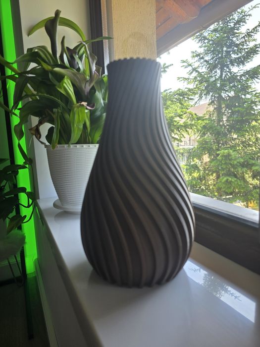 Vaze 3D,orice culoare