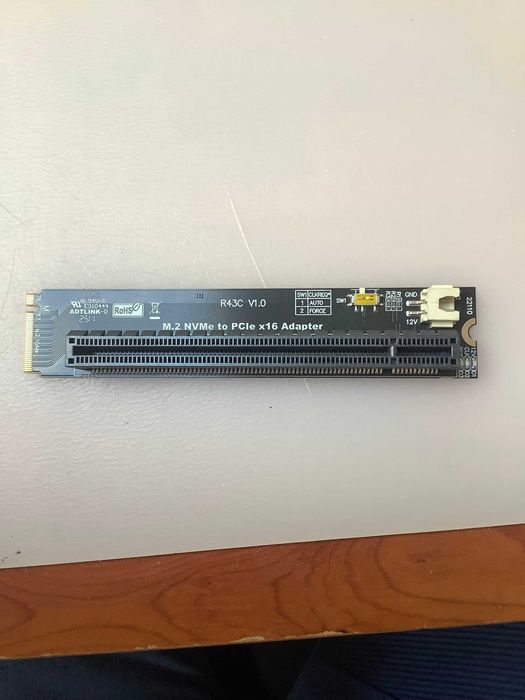 Adaptor M.2 NVME la PCI-E x16
