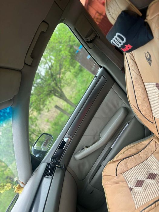 Vînd Audi A6 C5 Sedat an fabricație 2002,motor 1,9TDI diesel 490km