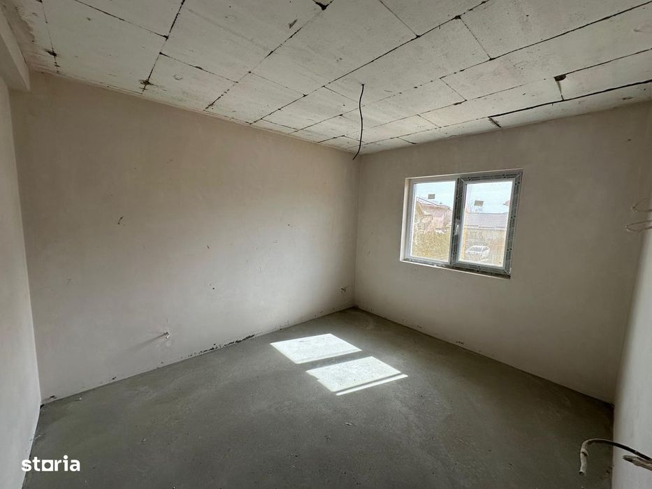 Casa individuala, cu etaj, in Clinceni