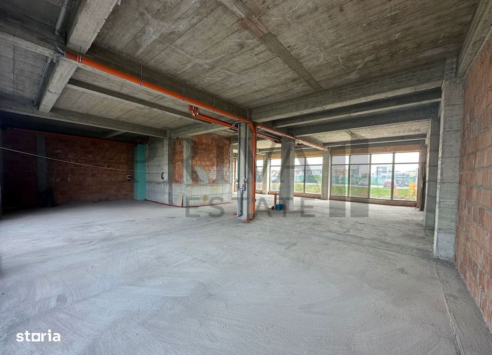 Spatiu comercial, 210 mp, locuri de parcare, Giroc