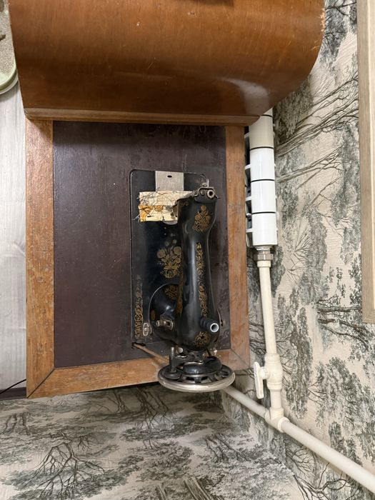 Швейная машинка (Срочно продаю)