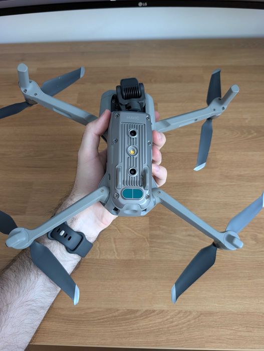 Drona DJI Air 2 Fly More Combo - Full Box + Accesorii