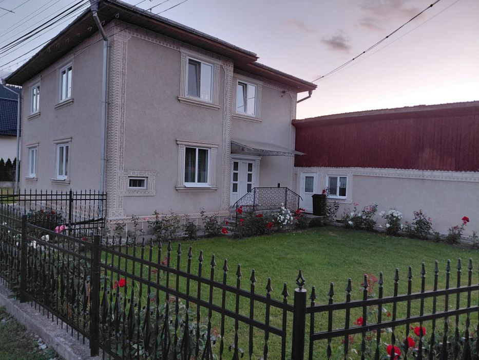 Vand casă  locuibila