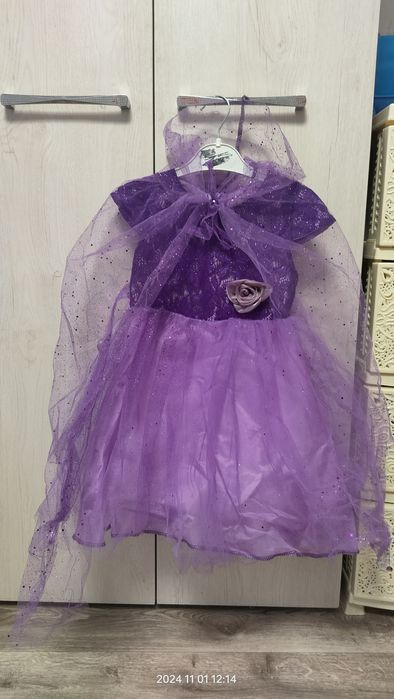 Продам платье на девочку