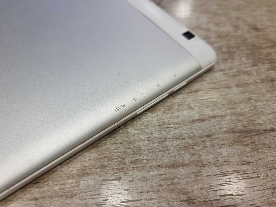 Таблет X-Style Tab  10.1” IPS HD с две сим карти