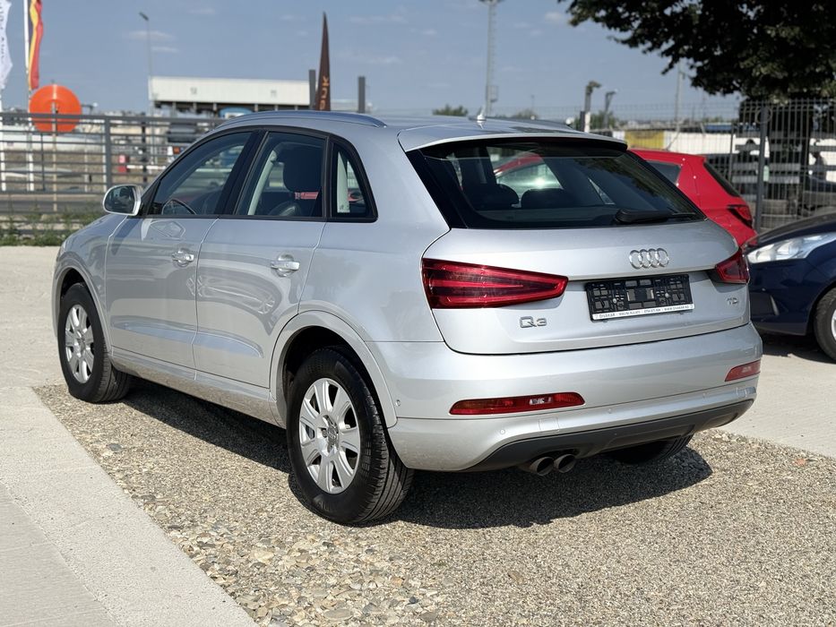 AUDI Q3 . Garantie 12 Luni