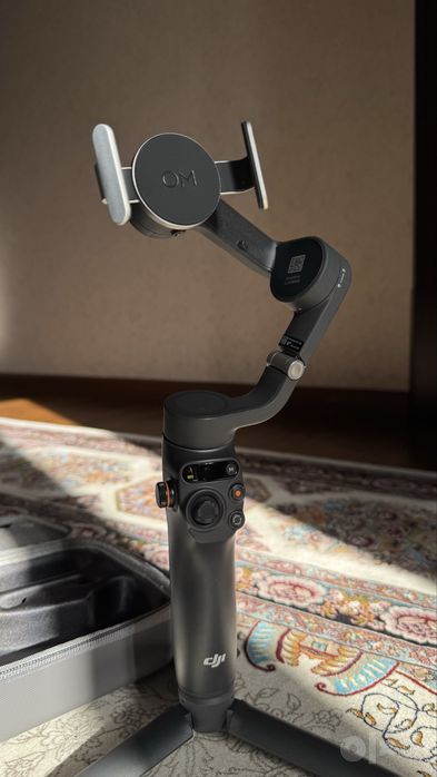 DJI osmo mobile 6