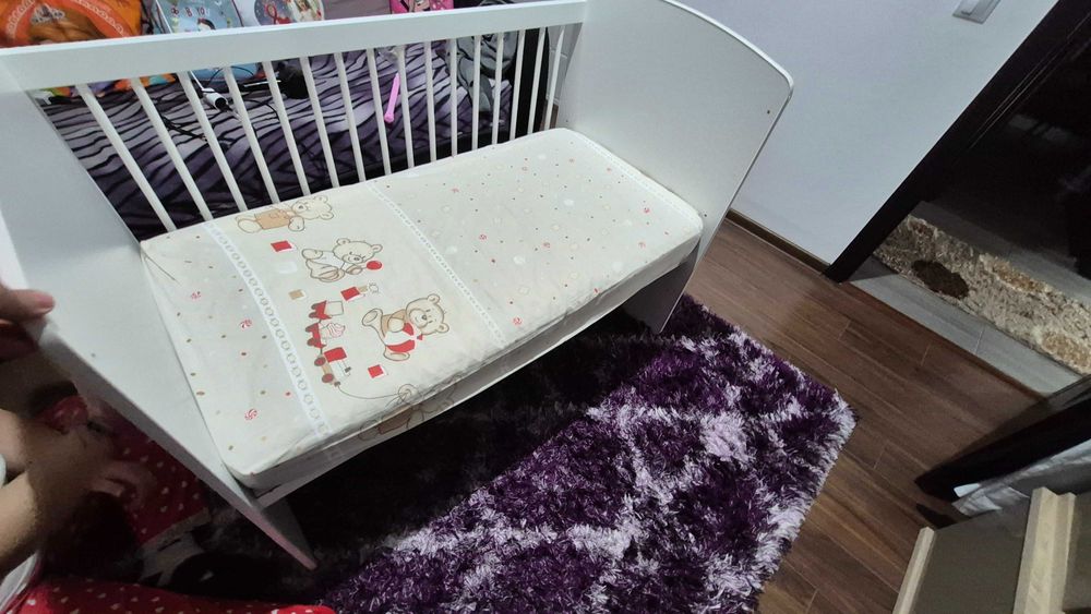 Patut 122x68cm  plus saltea, pentru copii 0-4 ani