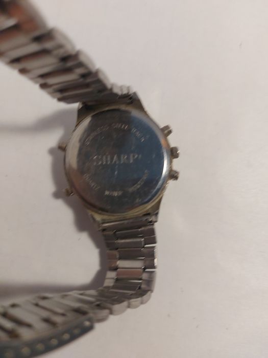 Японские наручные часы SHARP
