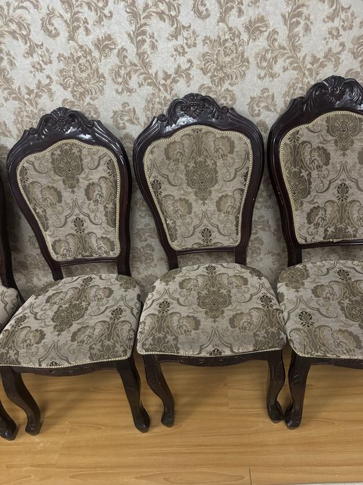 Продам стол со стульями