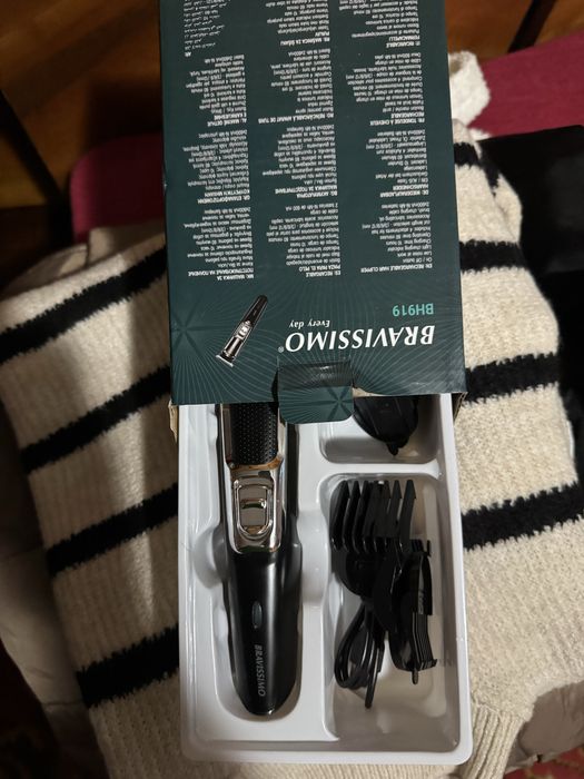 Masina de tuns reincarcabila