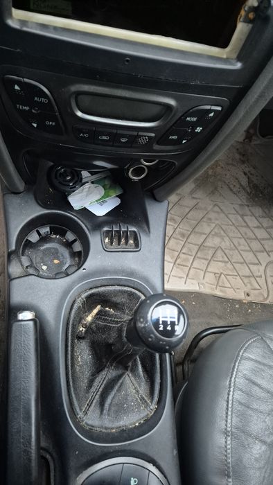 Vand faruri hyundai santa fe 1