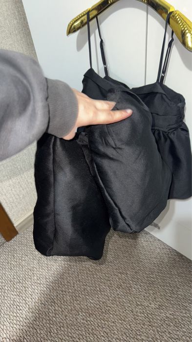 Нарядная кофточка с рукавами