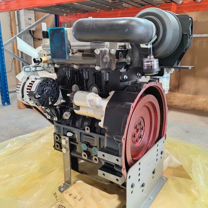 Vand motor nou PERKINS 403D-15GK