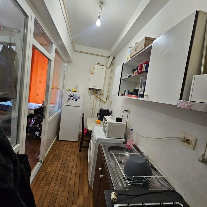 Garsoniera de închiriat