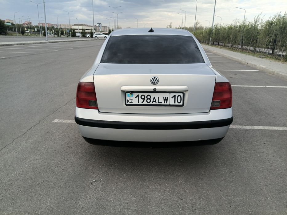 Отличный Wolkswagen Passat Б5