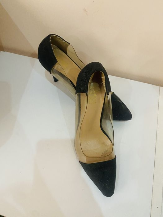 Продаётся женские обувь