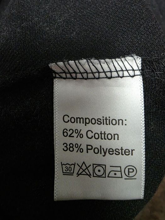 Продаю  женскую  футболку