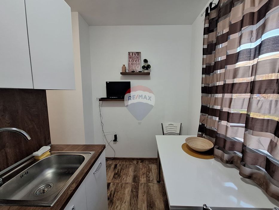 Дава се под наем Тристаен апартамент в Варна, Чайка - 64 кв.м за 548.25 € - Снимка #7