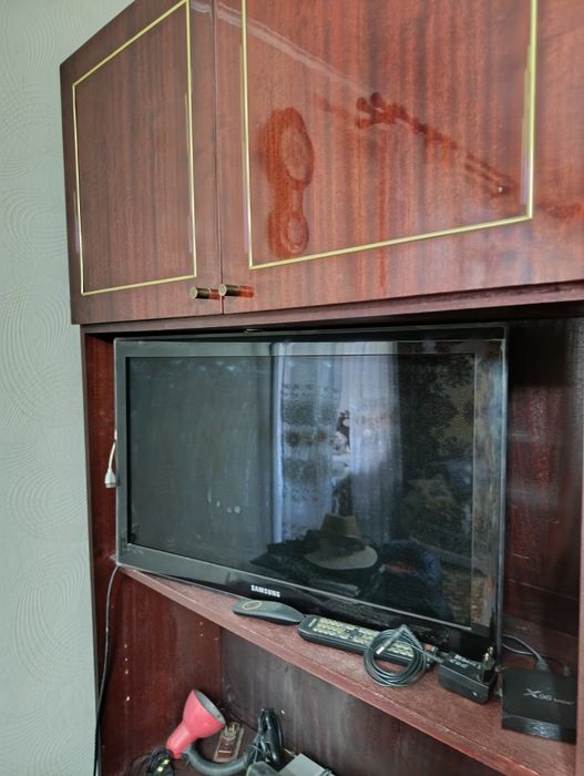 Продам ж.к телевизор Самсунг
