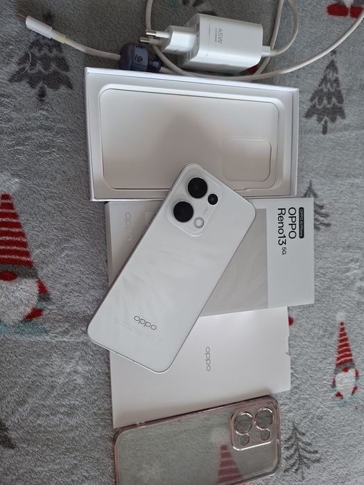 Oppo reno 13 5g ,256 gb memorie interna ,12 gb ram