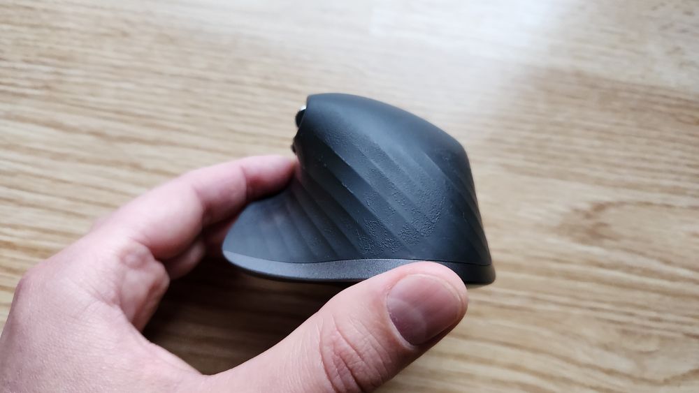 Mouse Logitech MX Master 3S Wireless cu Dongle si Bluetooth