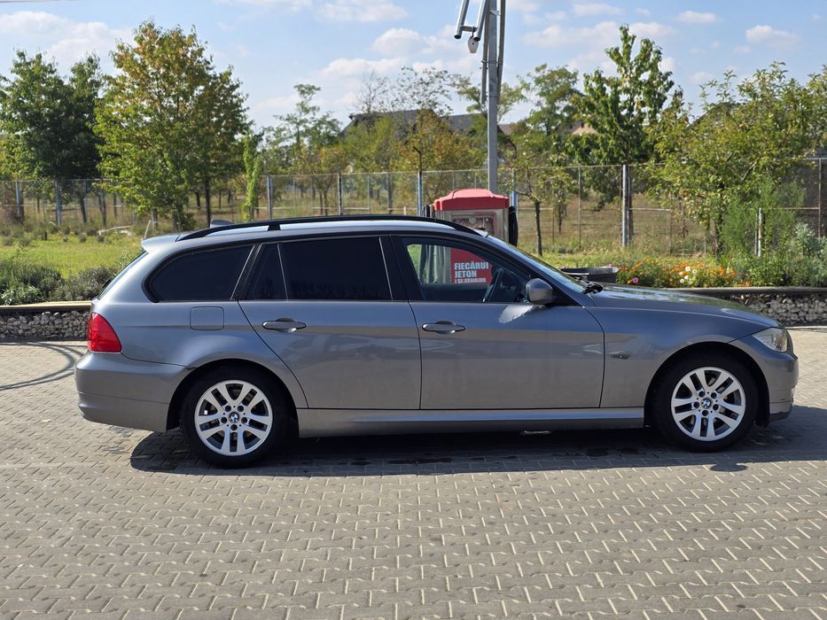 BMW Seria 3 2010 — imagine 3