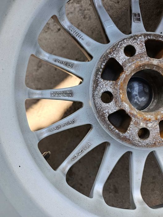 Продам комплект  состояние хорошеее