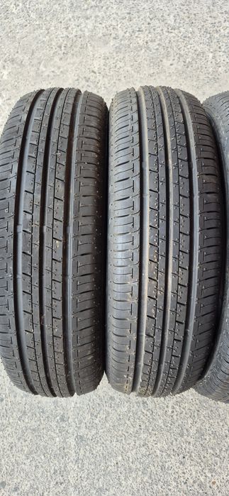 4 anvelope vara noi Bridgestone 175/60/16.Pretul este pe bucata.