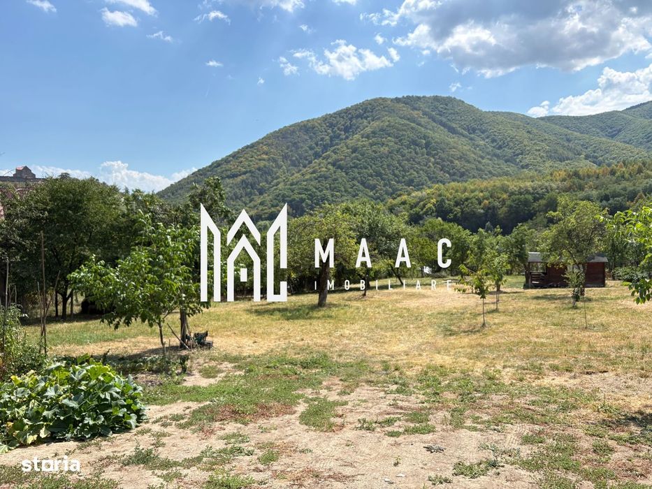 Teren intravilan de vânzare i 1180 mp i Cisnădioara