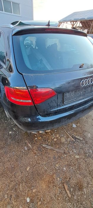 Vând haion Audi A4 B8 break negru cod LY9B sau LZ9Y