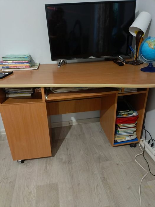 Компьютерный стол, парта, рабочий стол