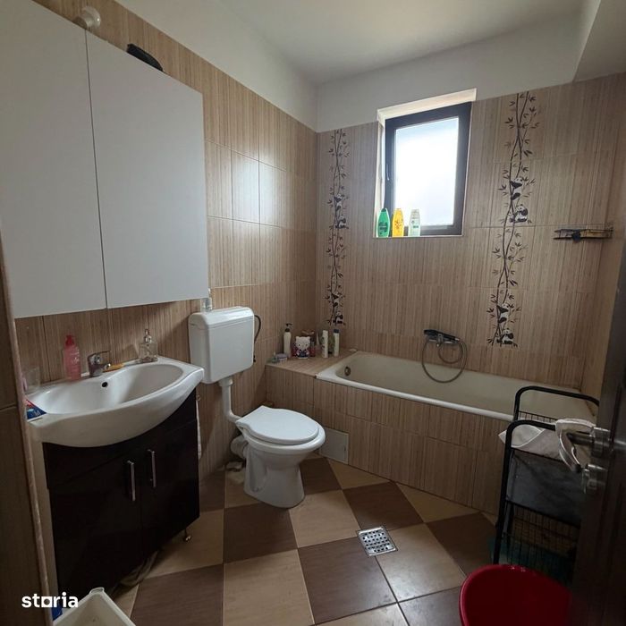 Casa de vanzare 3 camere 2 bai Bragadiru
