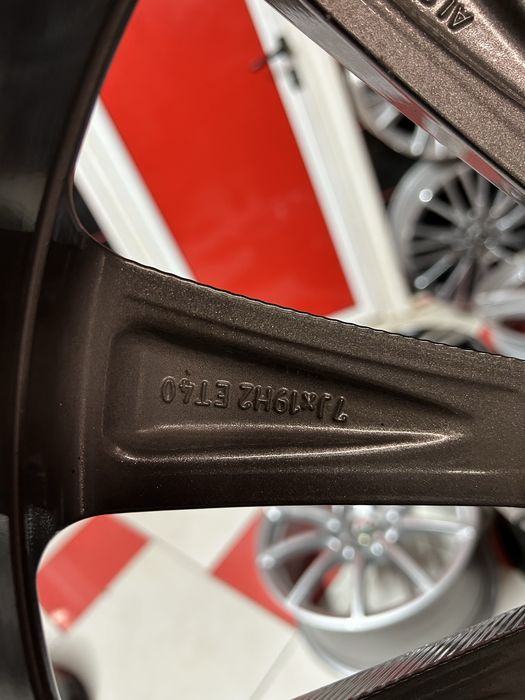 Джанти с Гуми 19 Цола 5х114.3 Nissan Qashqai Juke Renault Гуми 225/45/19 Dunlop
