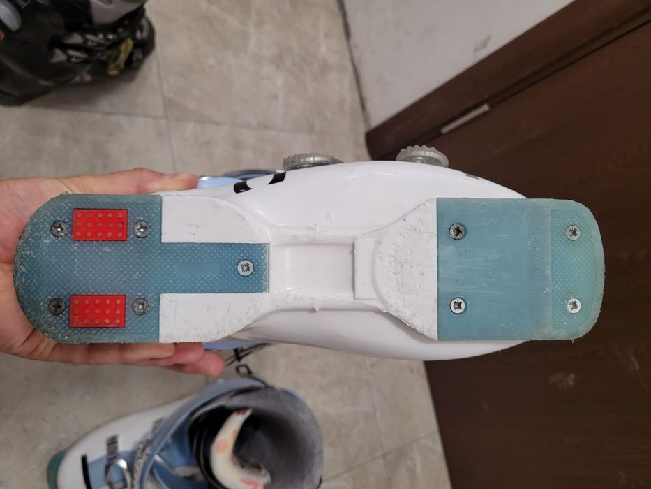 New second hand Roxy ski snowboard boots Нови Рокси ски сноуборд обув