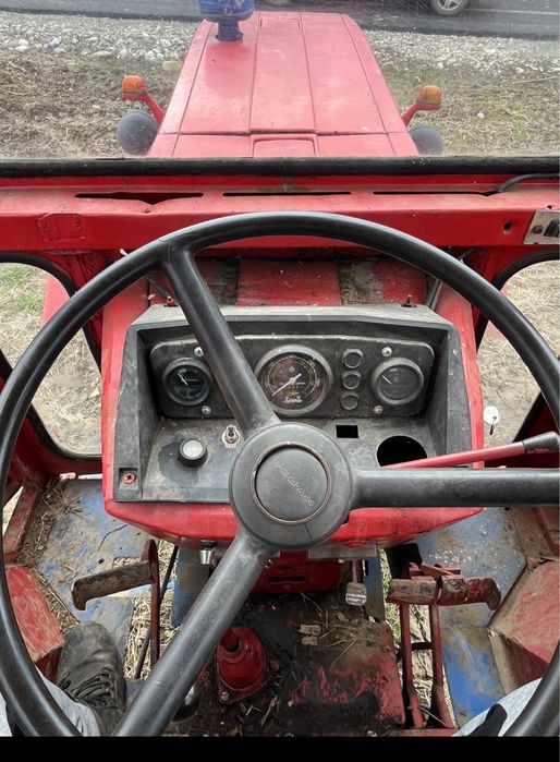 Vând tractor u650