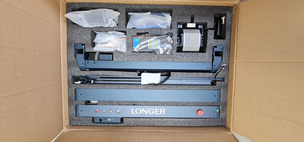 Лазерна машина за гравиране и рязане Longer B1 30W с Air Pump